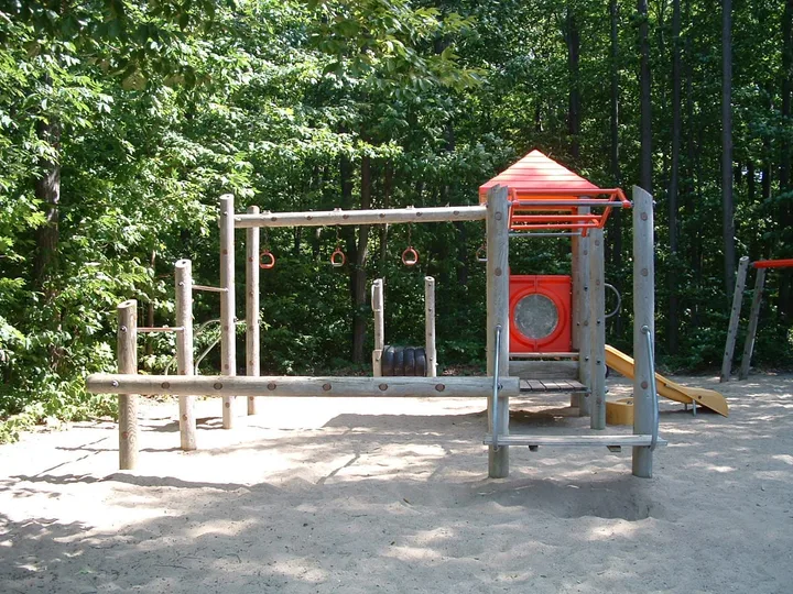 Ground-level view of Irwin Park