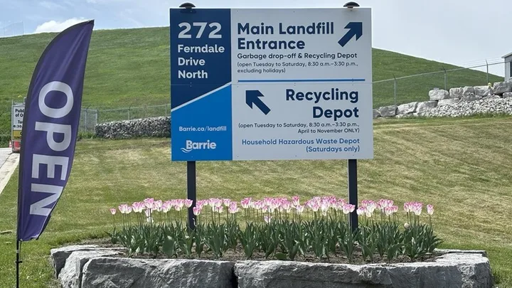 Entrance signs at Barrie’s landfill and recycling depot.