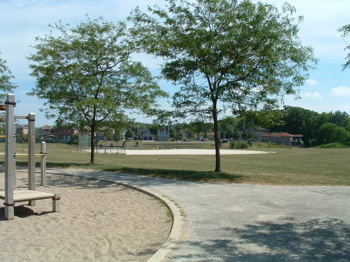 Ground-level view of Cundles West Park